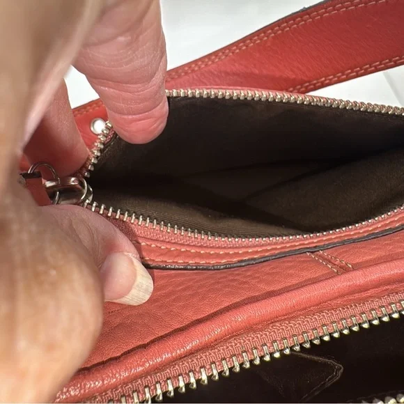 Coach. Hamilton Salmon Pink Coach bag. - Picture 9 of 11